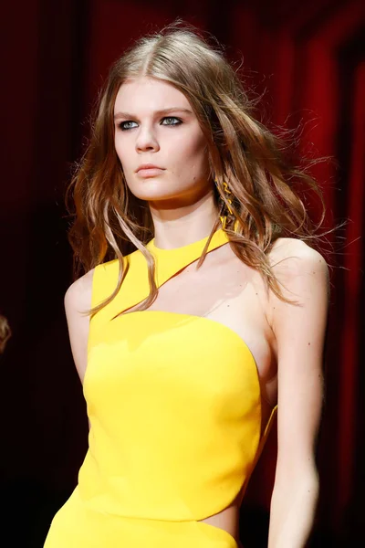 Look 106